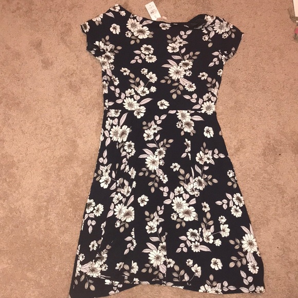 💙 LOFT Floral Dress NWT - Picture 4 of 4